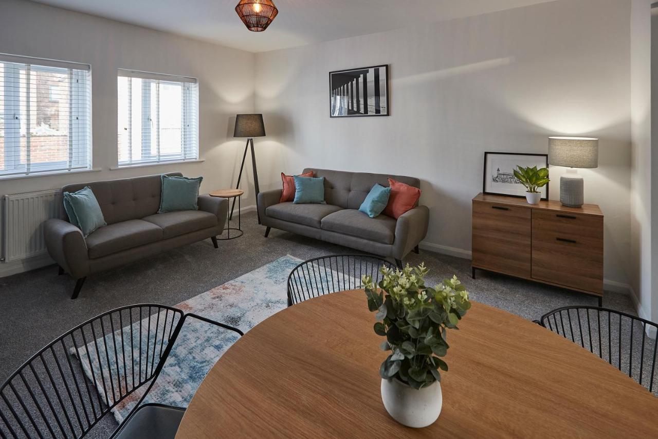 Host & Stay - Endeavour Apartments 휫비 외부 사진