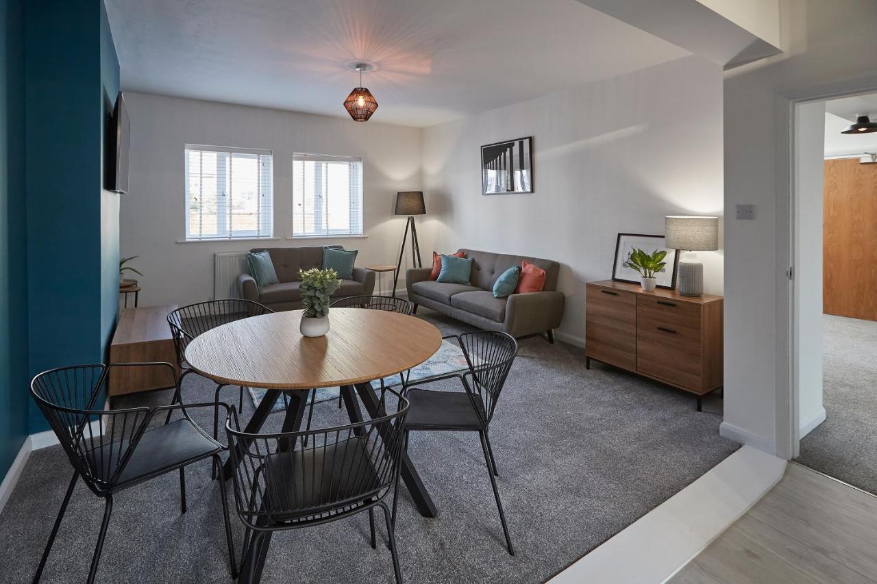 Host & Stay - Endeavour Apartments 휫비 외부 사진