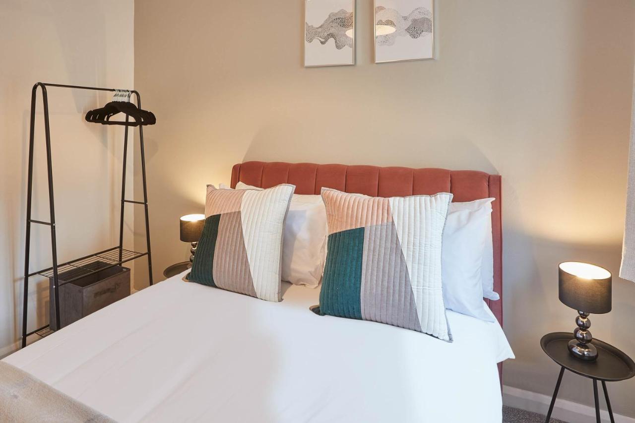Host & Stay - Endeavour Apartments 휫비 외부 사진